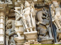 http://www.porwaltravels.com/images/khajuraho_india_tour.jpg